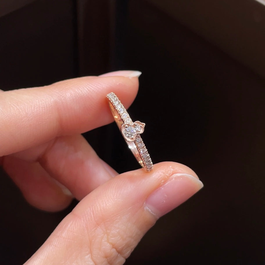 18K Rose Gold Gourd Diamond Ring