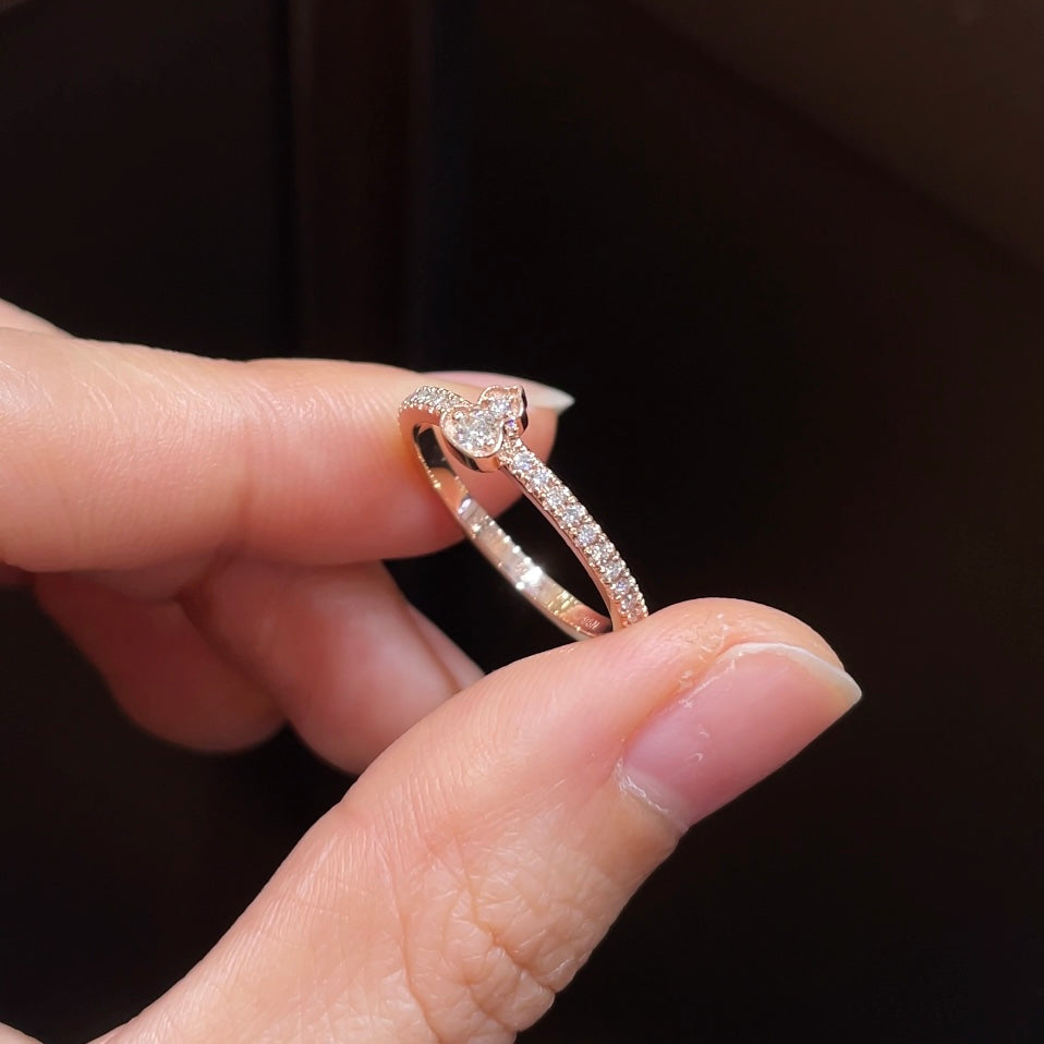 18K Rose Gold Gourd Diamond Ring
