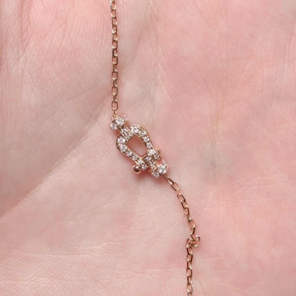 18K Rose Gold Mini Horseshoe Clasp Natural Diamond Bracelet