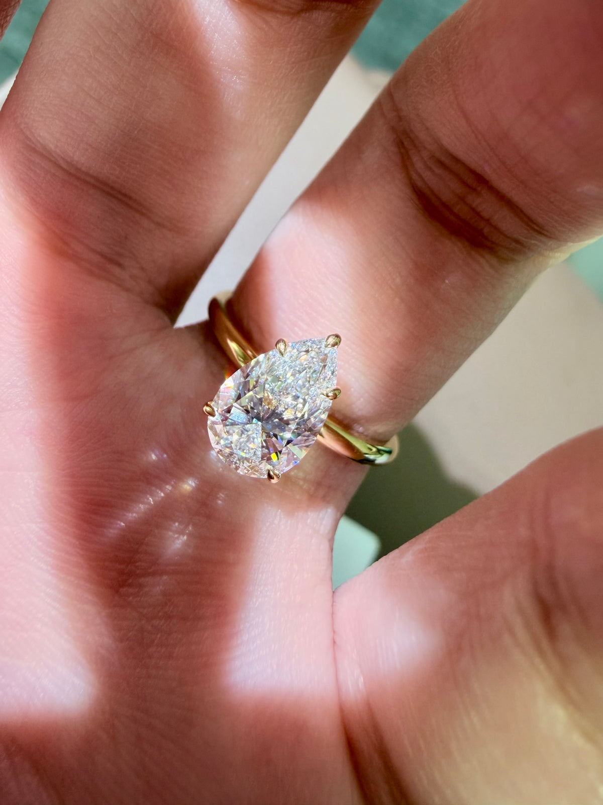18K Yellow Gold 1.50 CT Pear Cut Lab-Grown Diamond Ring, IGI Certified