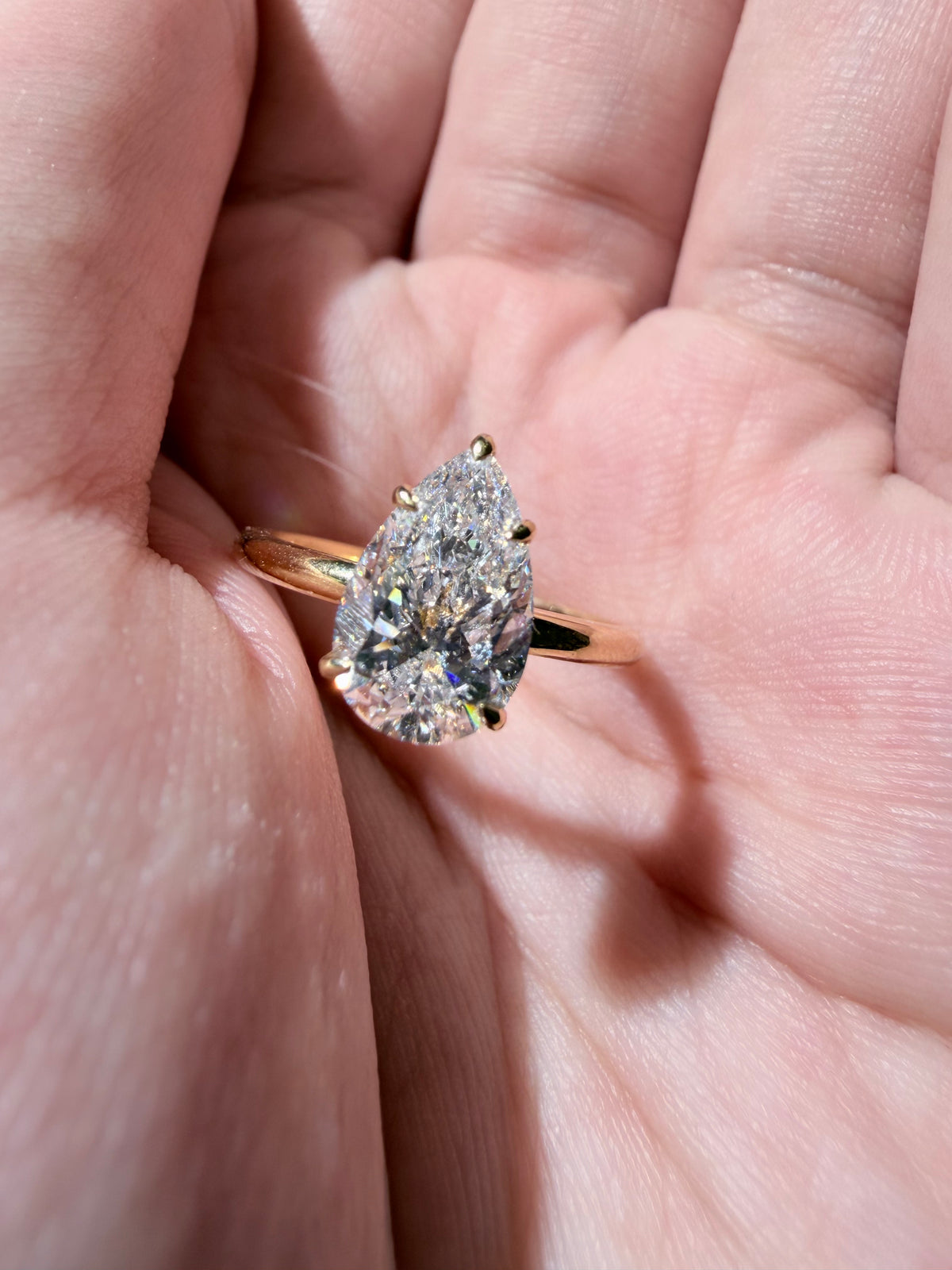 18K Yellow Gold 1.50 CT Pear Cut Lab-Grown Diamond Ring, IGI Certified